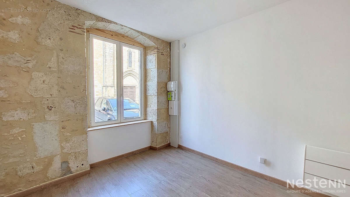 Appartement à VIC-FEZENSAC