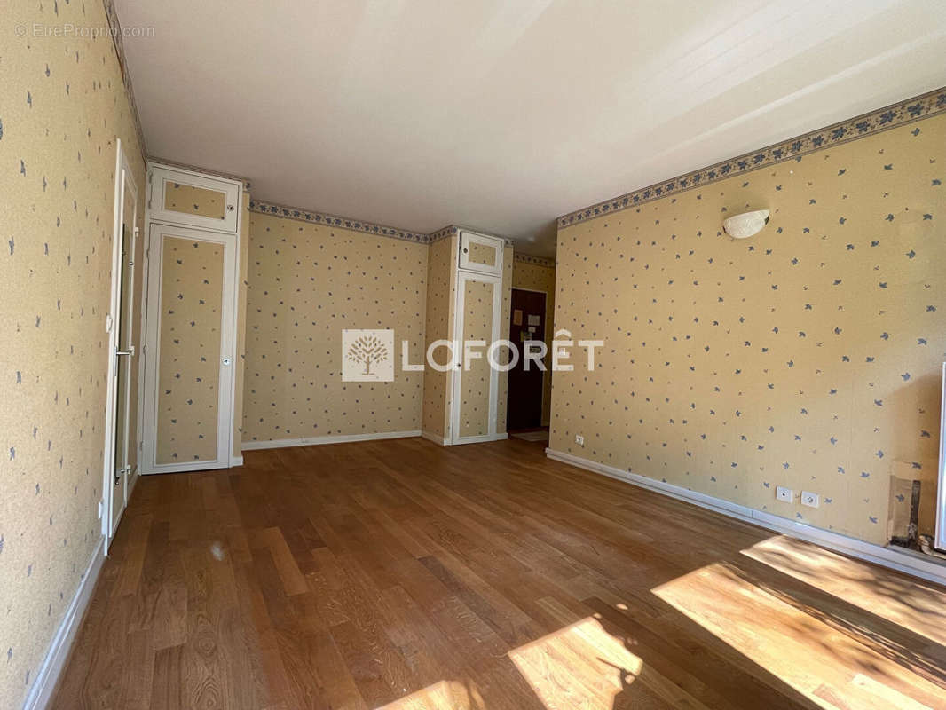 Appartement à CHENNEVIERES-SUR-MARNE