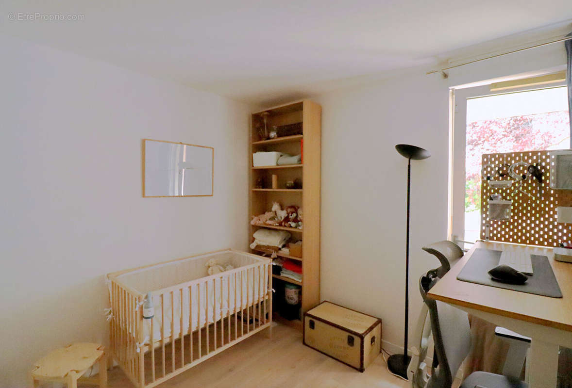 Appartement à ISSY-LES-MOULINEAUX