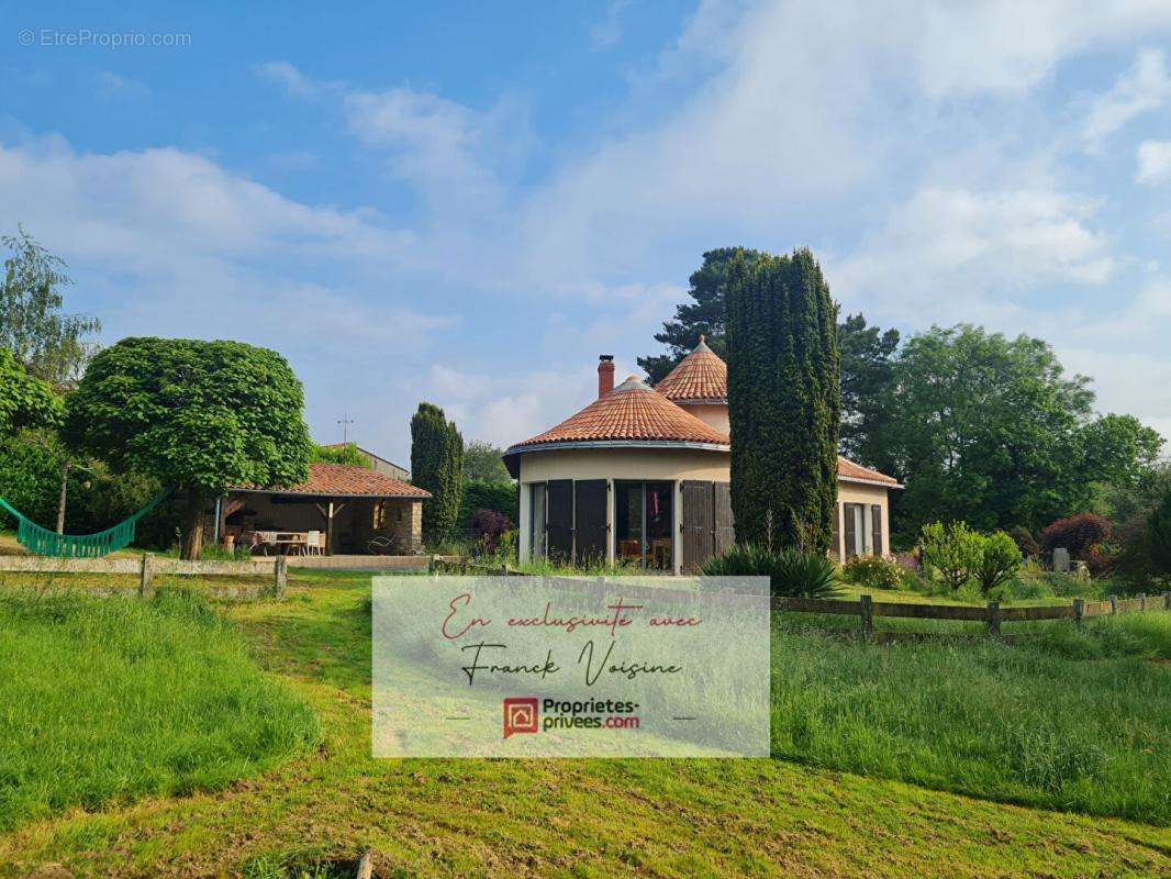 Maison à LE BOUPERE