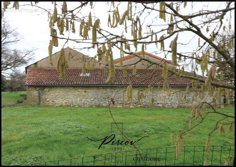 Maison à TREMONT