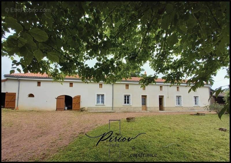 Maison à TREMONT