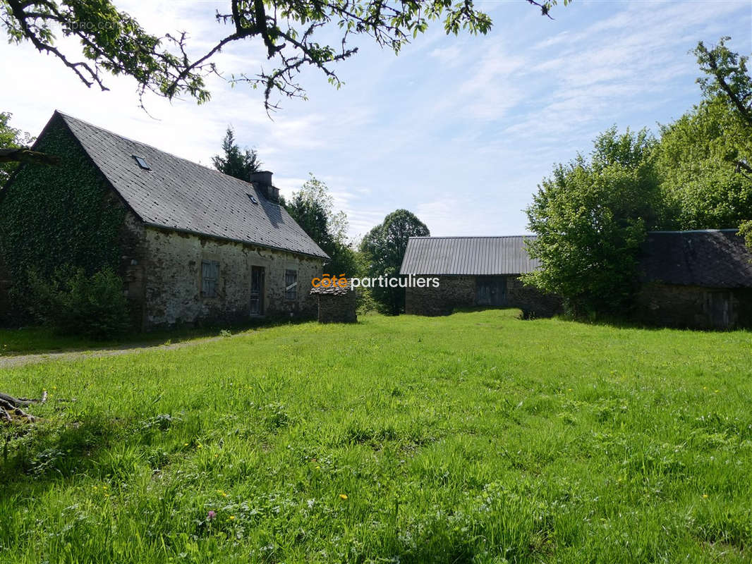 Maison à MARCILLAC-LA-CROISILLE