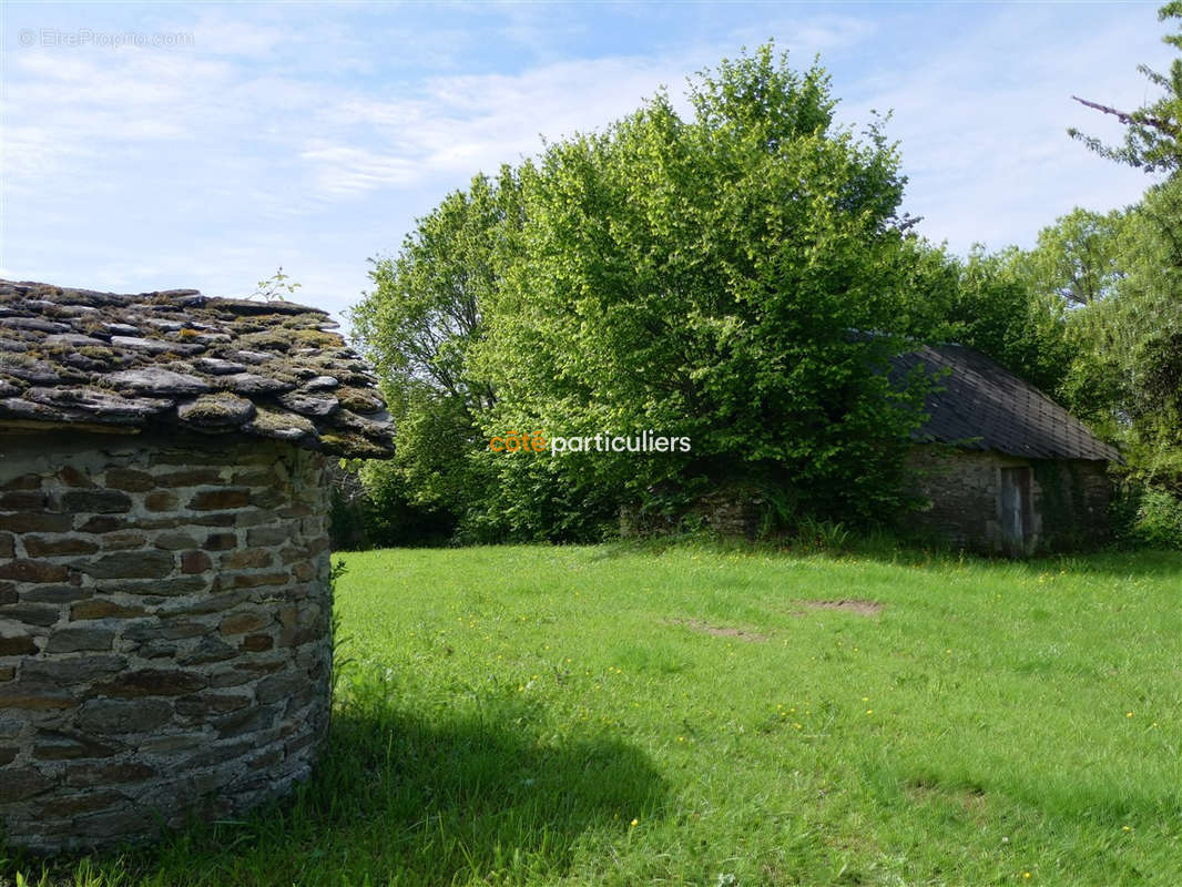 Maison à MARCILLAC-LA-CROISILLE