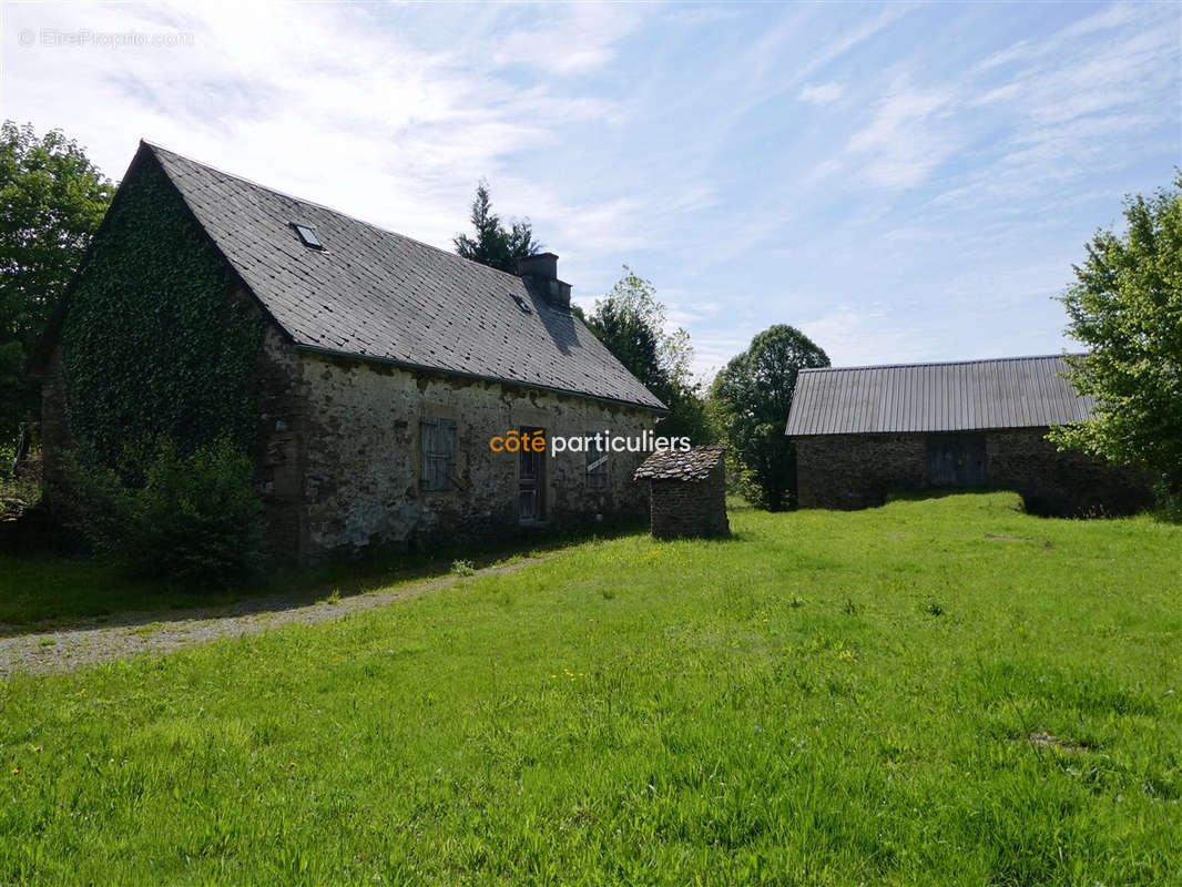 Maison à MARCILLAC-LA-CROISILLE