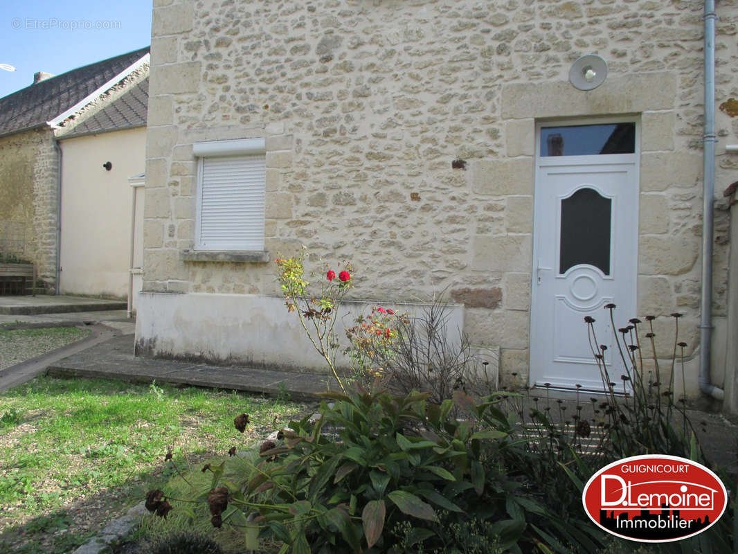 Maison à SAINT-ERME-OUTRE-ET-RAMECOURT