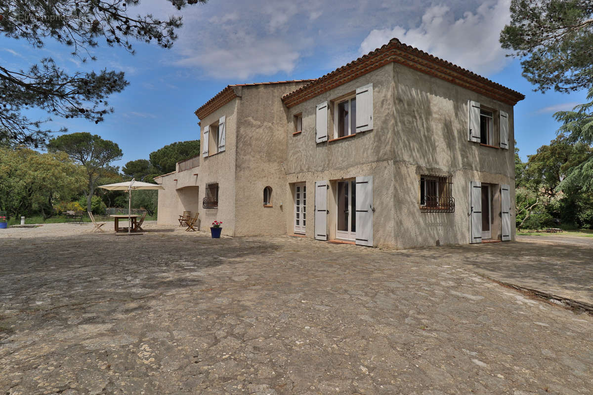 Maison à NIMES