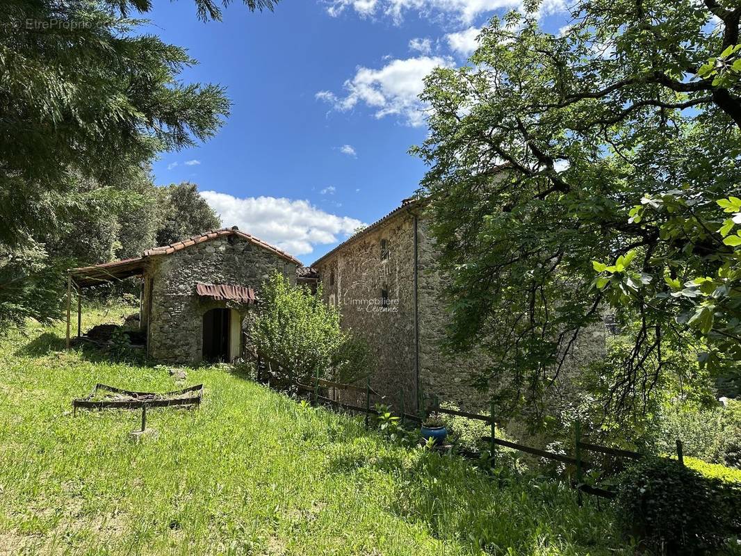 Maison à SAINT-ANDRE-DE-MAJENCOULES