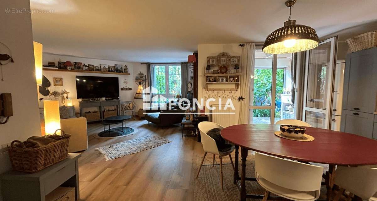 Appartement à AUBAGNE