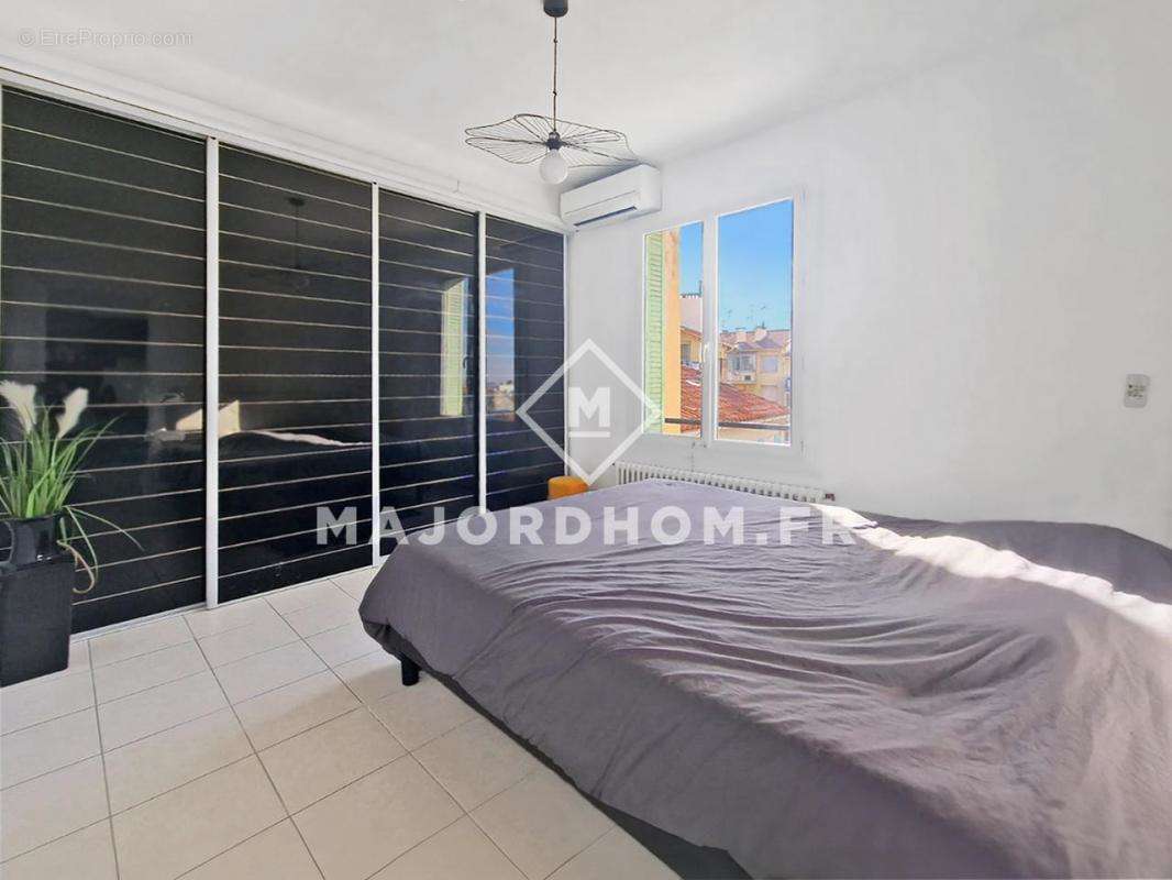 Appartement à MARSEILLE-9E