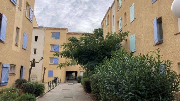 Appartement à SIX-FOURS-LES-PLAGES