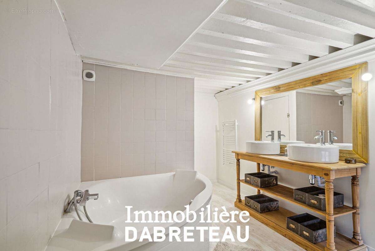 Appartement à LYON-5E