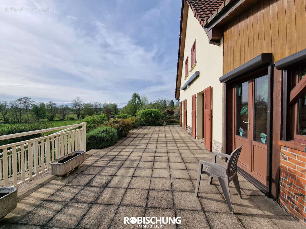 Maison à CHAVANNES-SUR-L&#039;ETANG