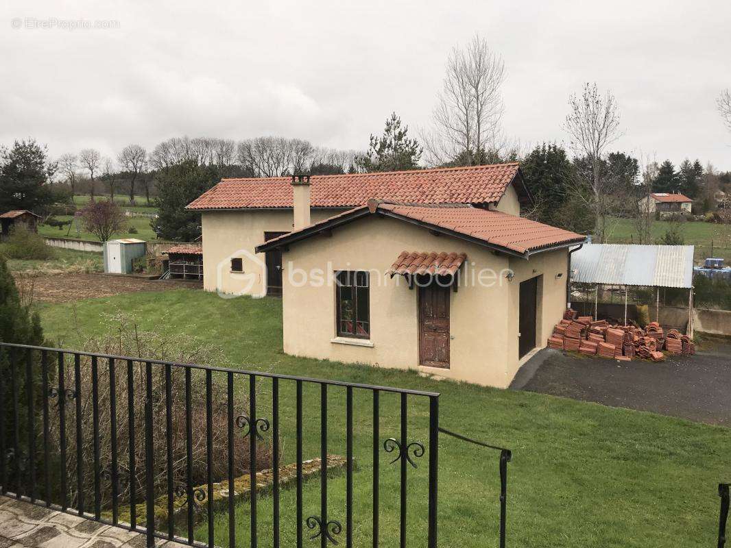 Maison à BELLEVUE-LA-MONTAGNE