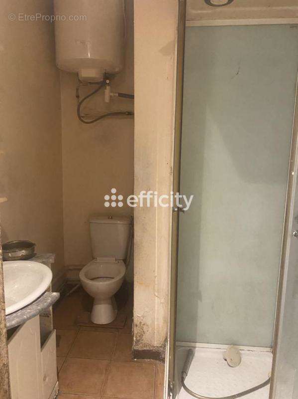 Appartement à MARSEILLE-1E