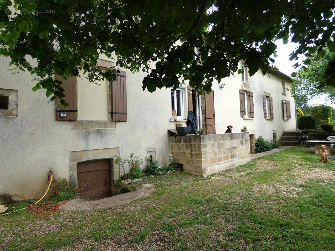 Maison à SAINT-SULPICE-D&#039;EXCIDEUIL