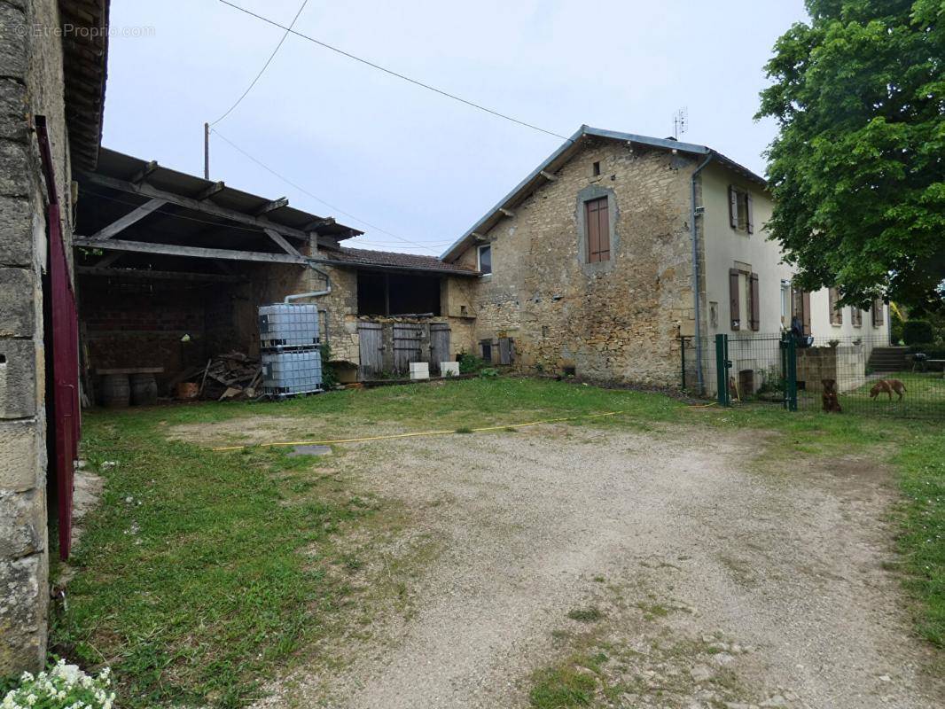 Maison à SAINT-SULPICE-D&#039;EXCIDEUIL