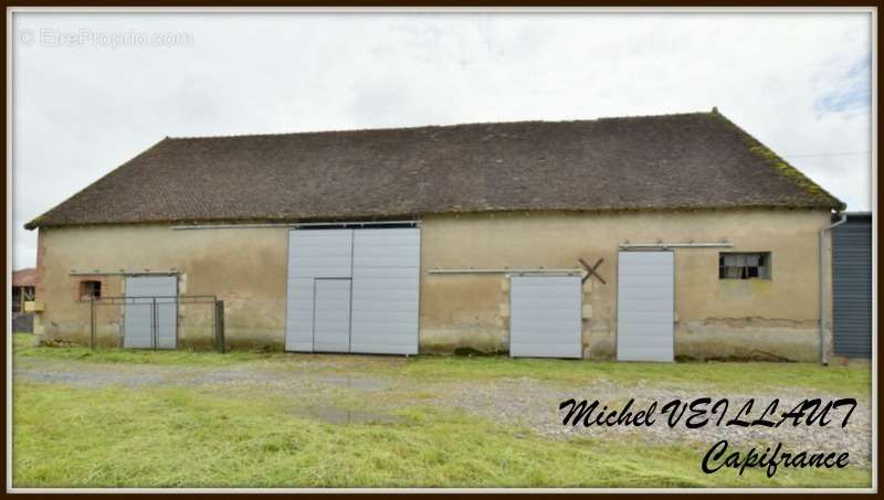 Maison à DORNES