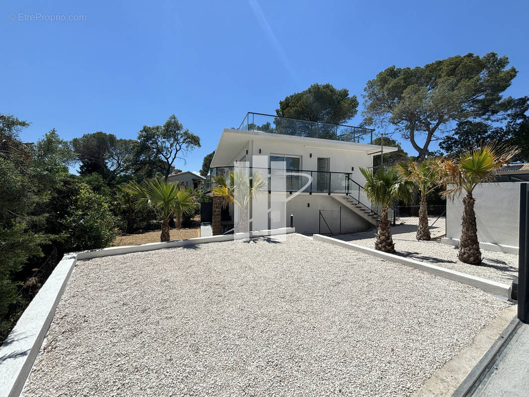 Appartement à SAINT-RAPHAEL