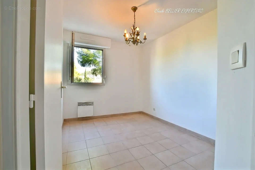 Appartement à MARSEILLE-9E