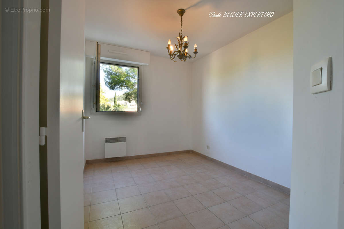 Appartement à MARSEILLE-9E