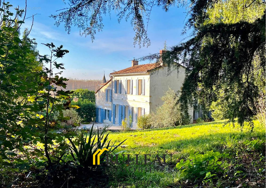 Maison à SAINT-ANDRE-DE-CUBZAC