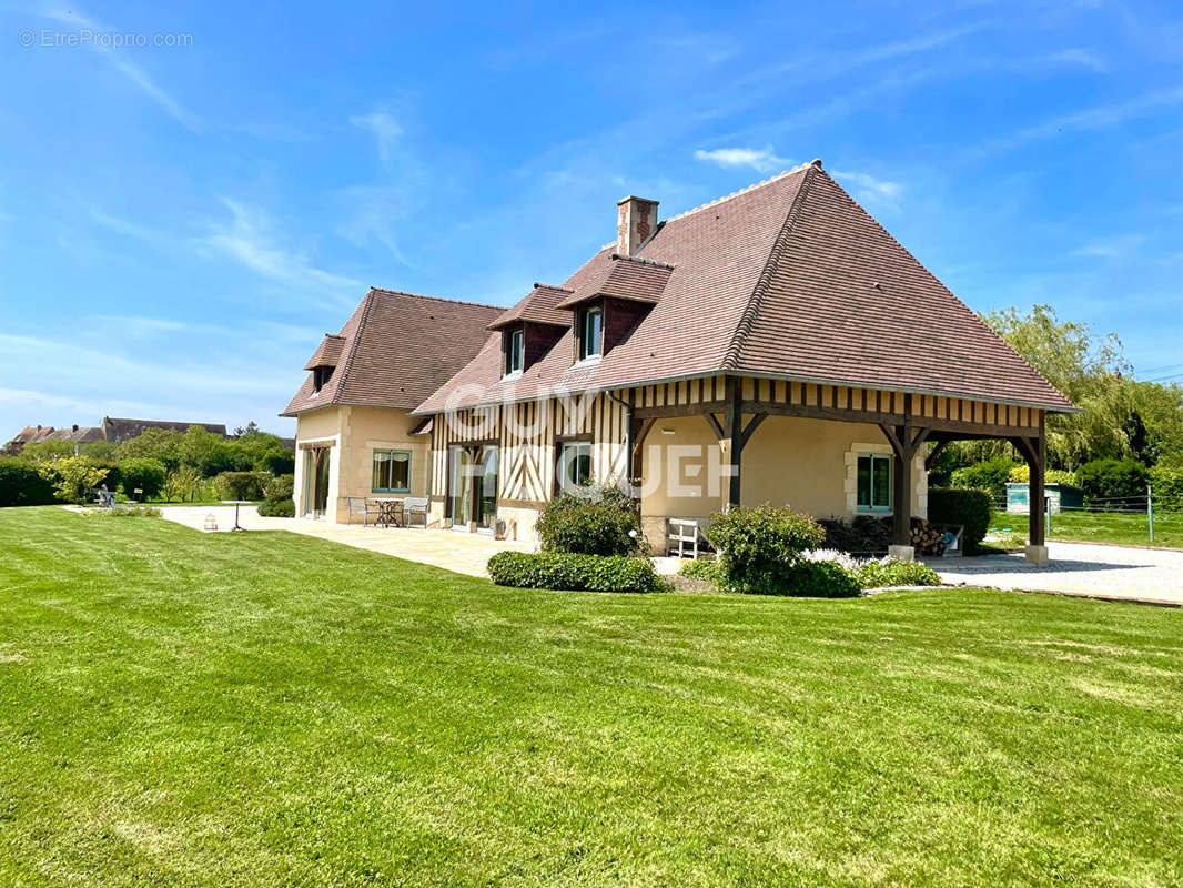 Maison à BEUVRON-EN-AUGE