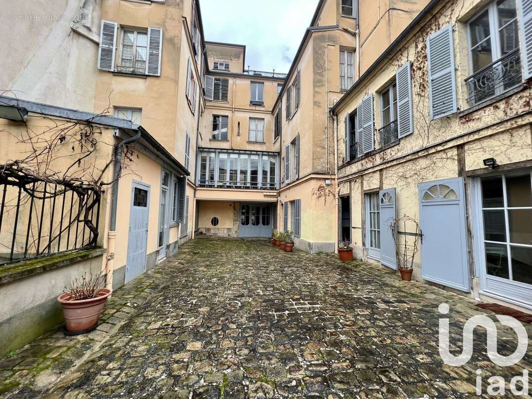 Photo 8 - Appartement à VERSAILLES