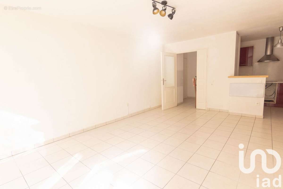 Photo 4 - Appartement à PUGET-SUR-ARGENS