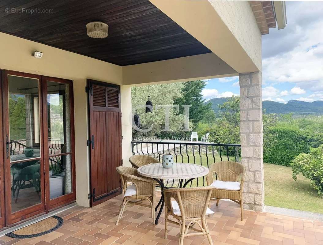 Maison à VAISON-LA-ROMAINE