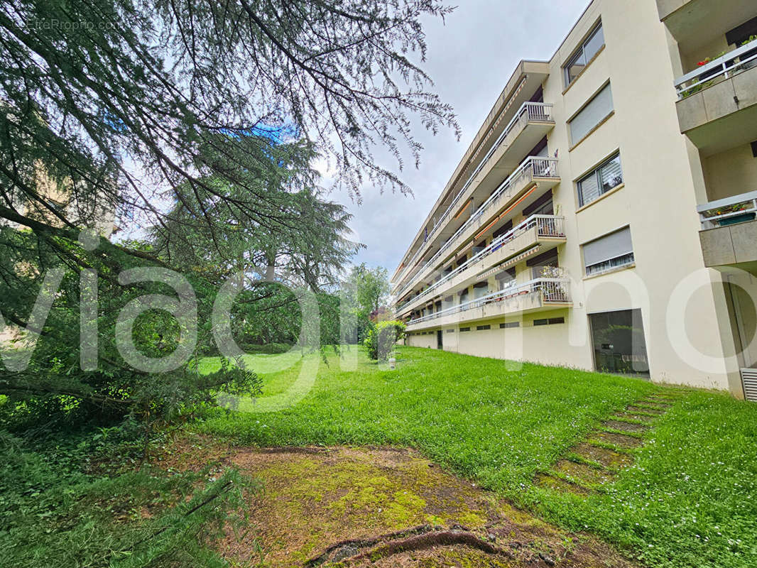 Appartement à CHAMPAGNE-AU-MONT-D&#039;OR