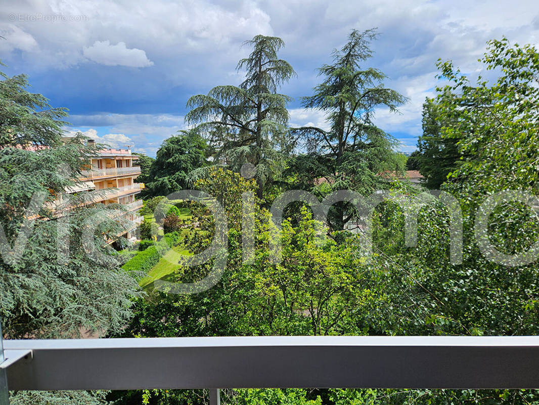 Appartement à CHAMPAGNE-AU-MONT-D&#039;OR