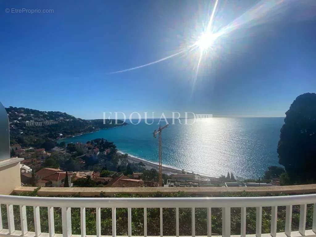 Appartement à ROQUEBRUNE-CAP-MARTIN