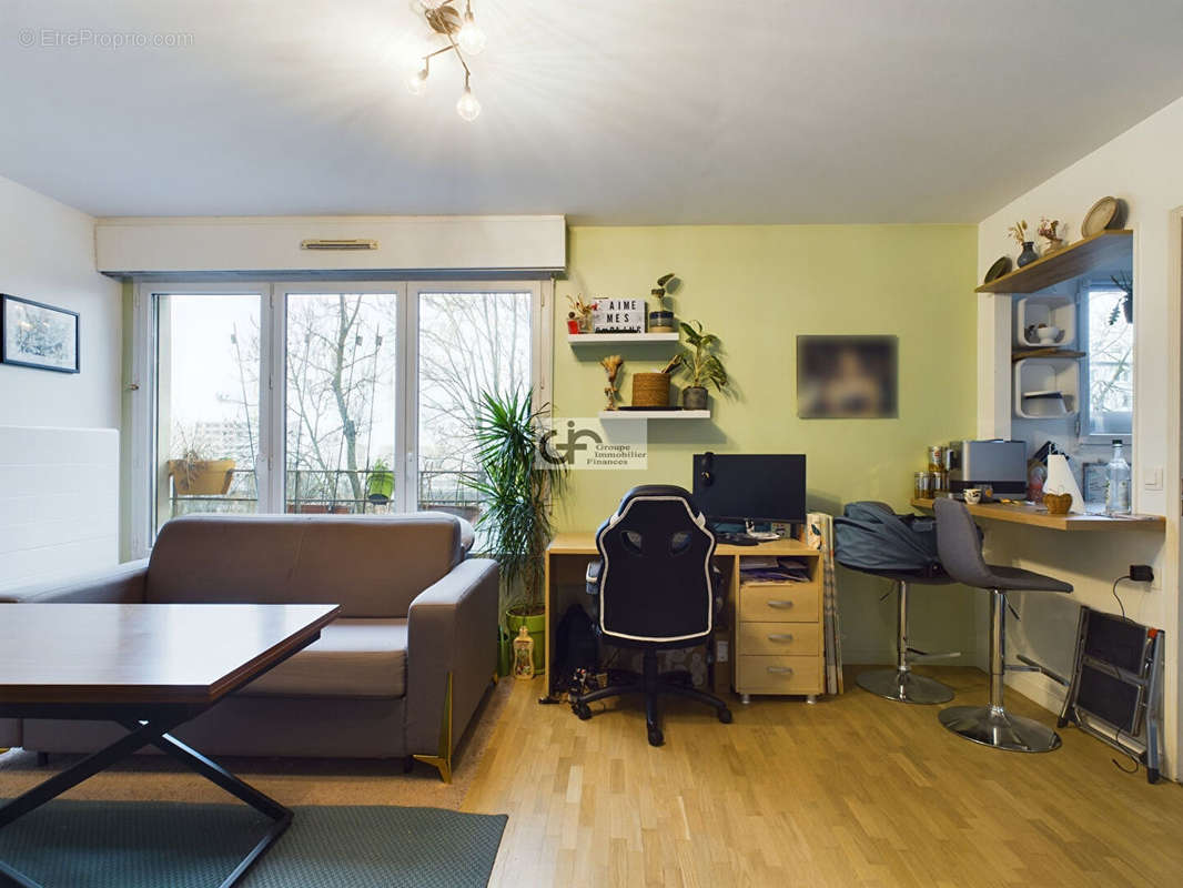 Appartement à ISSY-LES-MOULINEAUX