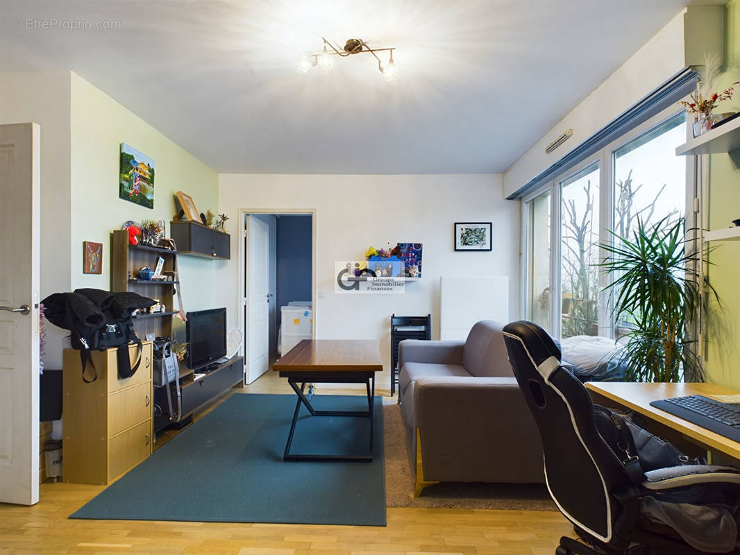 Appartement à ISSY-LES-MOULINEAUX