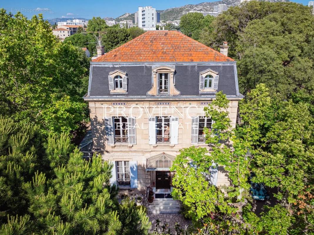 Maison à MARSEILLE-8E