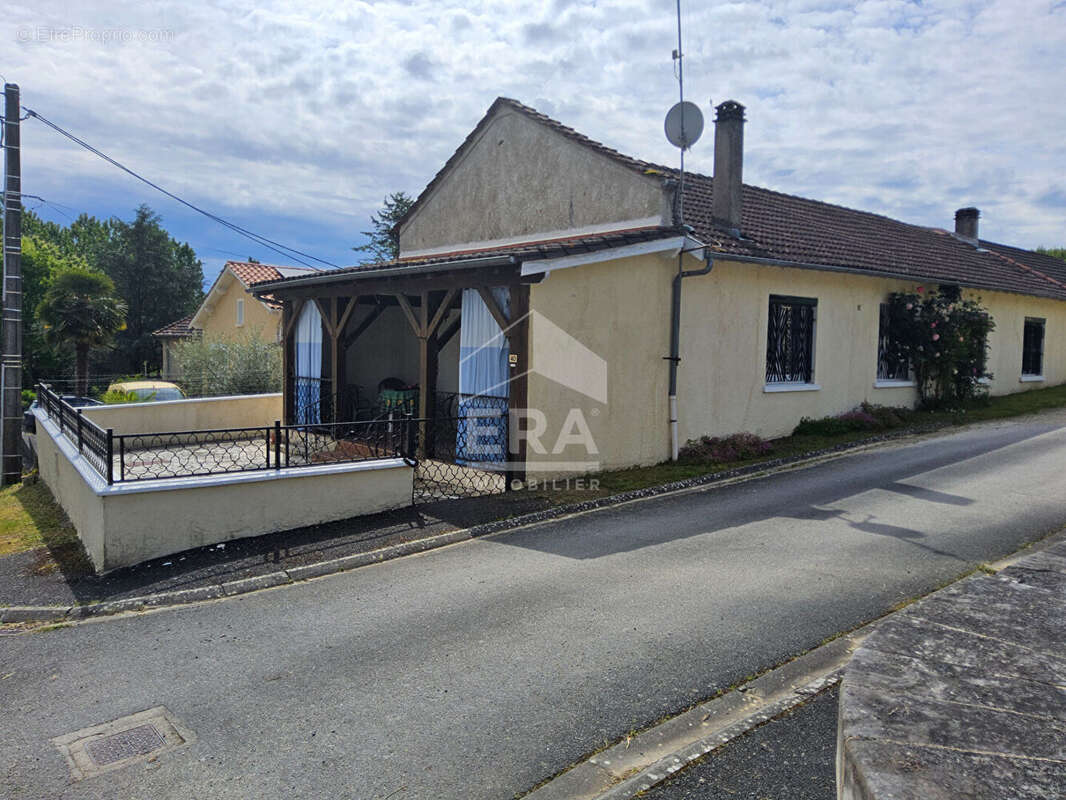 Maison à VILLAMBLARD