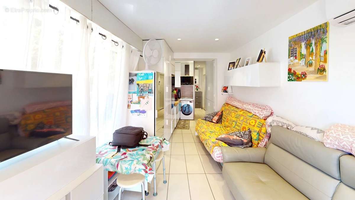 Appartement à VILLENEUVE-LOUBET