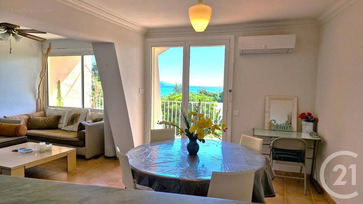 Appartement à LE LAVANDOU