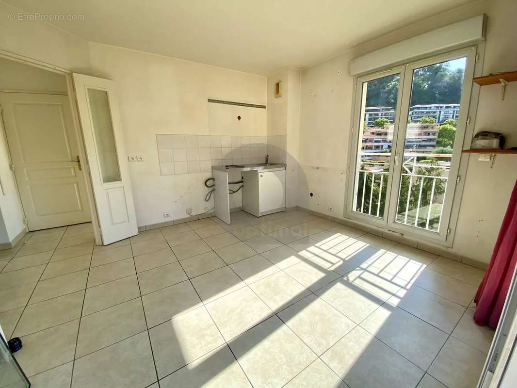 Appartement à ROQUEBRUNE-CAP-MARTIN