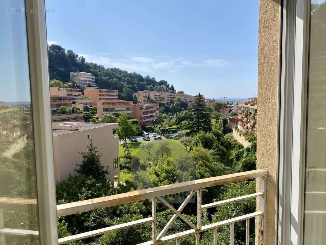 Appartement à ROQUEBRUNE-CAP-MARTIN