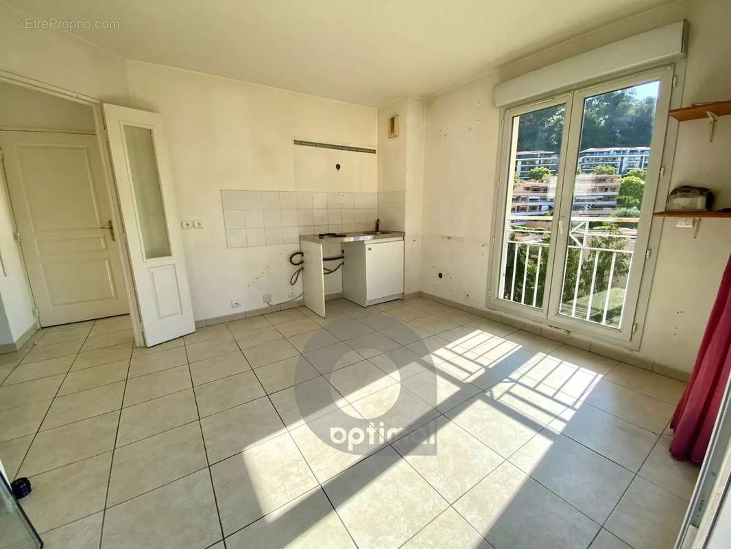 Appartement à ROQUEBRUNE-CAP-MARTIN