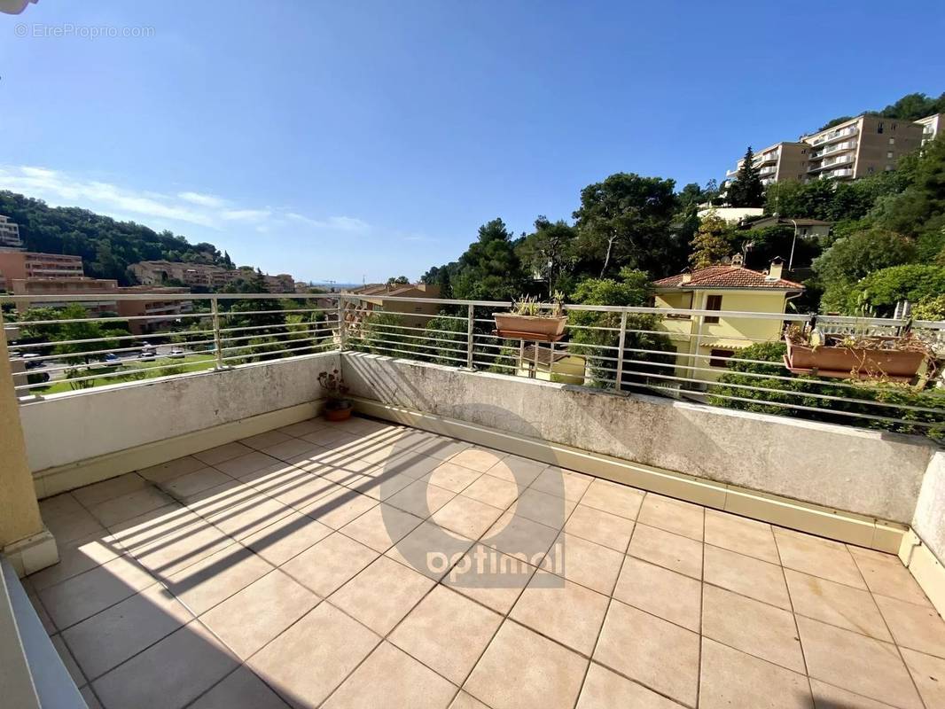 Appartement à ROQUEBRUNE-CAP-MARTIN