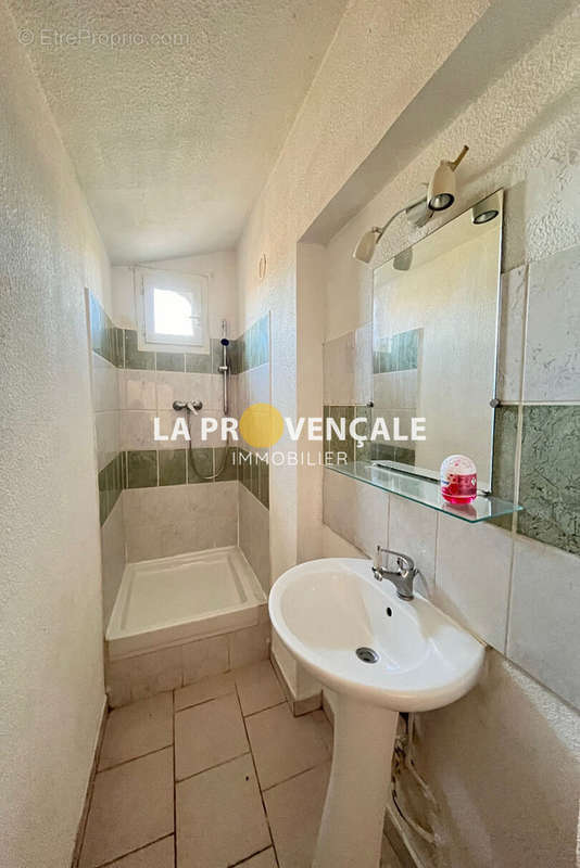 Appartement à SAINT-MAXIMIN-LA-SAINTE-BAUME