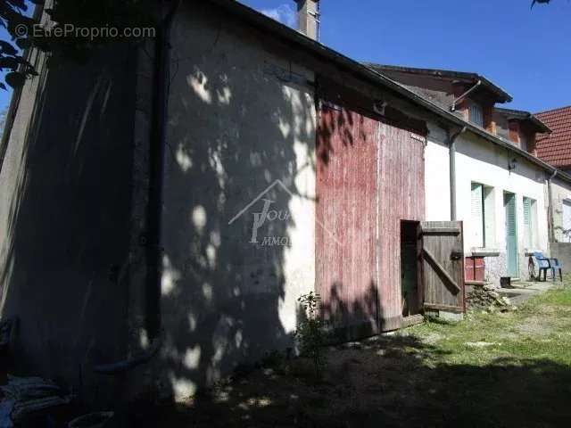 Maison à SAINT-GERAND-LE-PUY