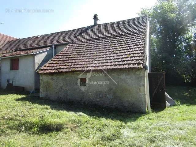 Maison à SAINT-GERAND-LE-PUY