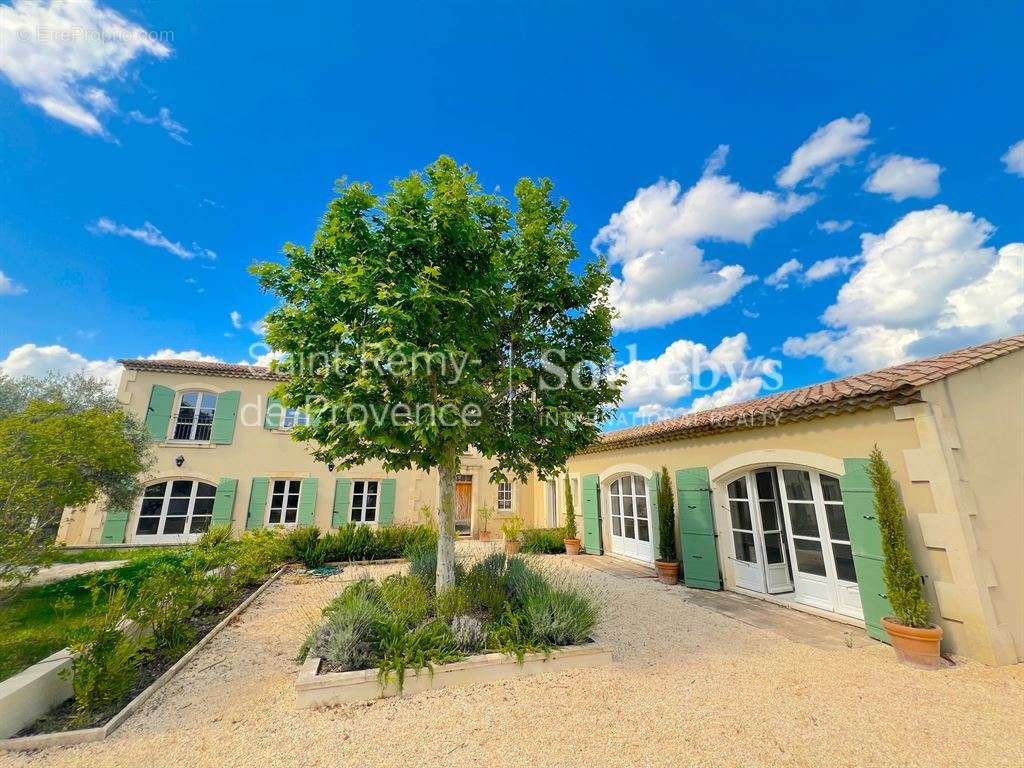 Maison à SAINT-REMY-DE-PROVENCE