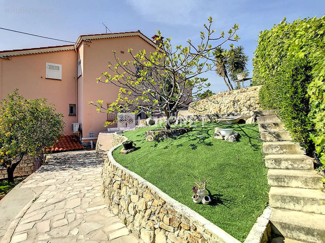 Maison à MENTON