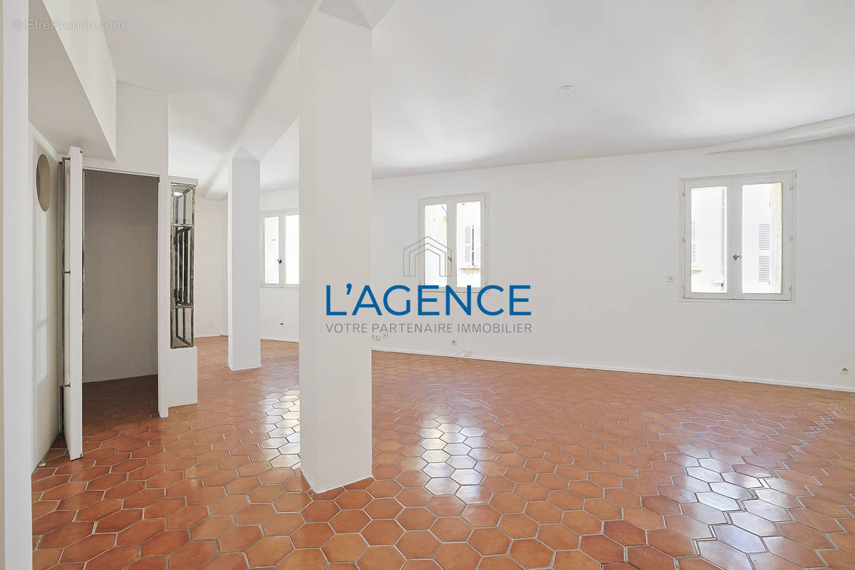 Appartement à HYERES