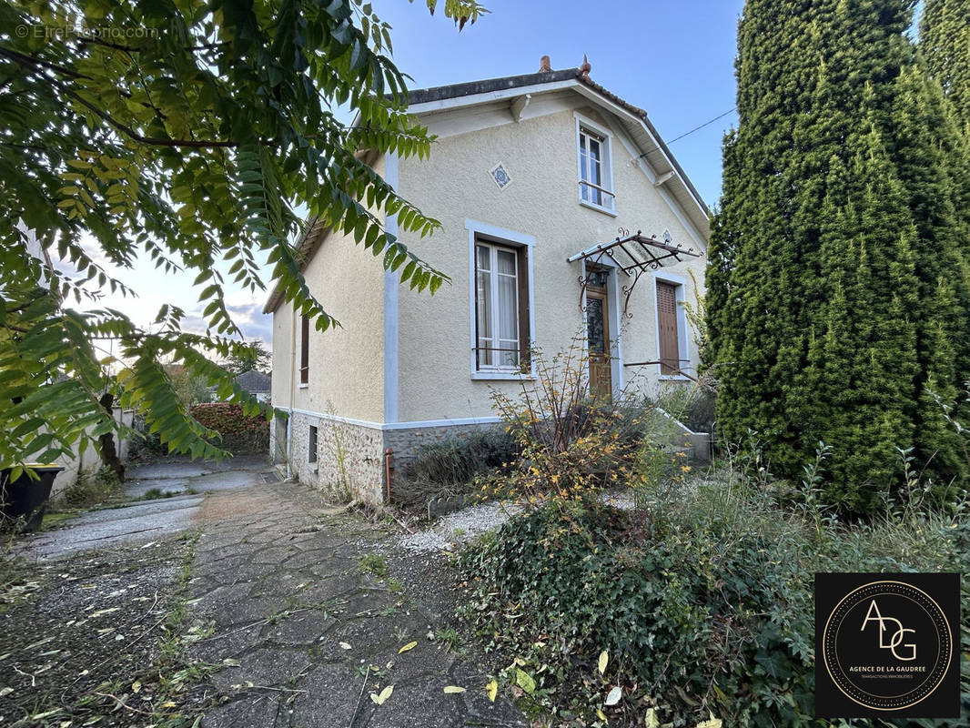 Maison à DOURDAN